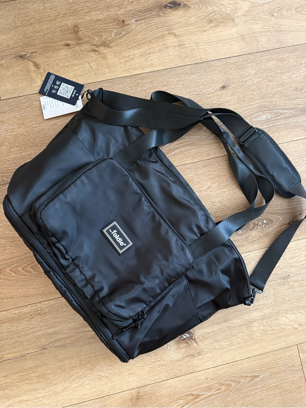 The FOLDIE travel Bag / NWTs / BLACK